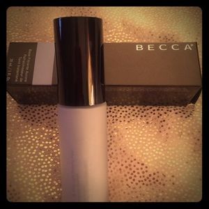 BECCA FIRST LIGHT PRIMER